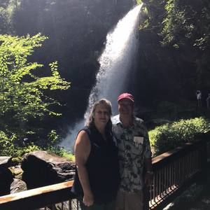 Meet your Posher, Carla